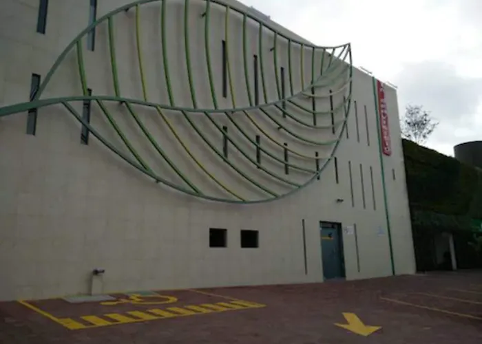 Hotel Y Natura 4*
