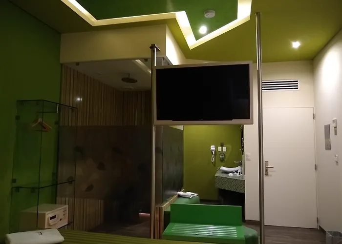 Y Natura Hotel 4*
